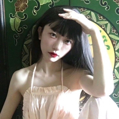 女生头像真人露脸ins高级质感高清图片