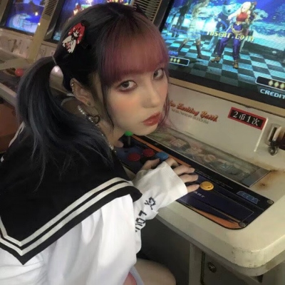 超酷超拽微信头像女