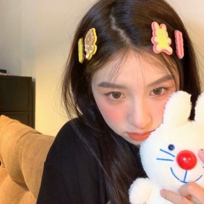 女生头像ins高级质感小众干净高清图片