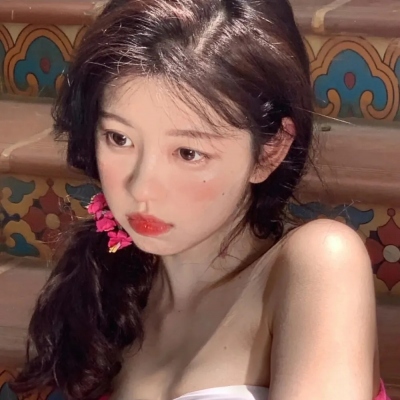 女生头像ins慵懒高级感甜酷图片