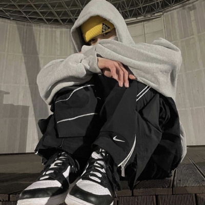 ins真人酷帅男头