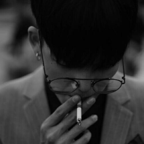 高级伤感内心孤独高清微信头像