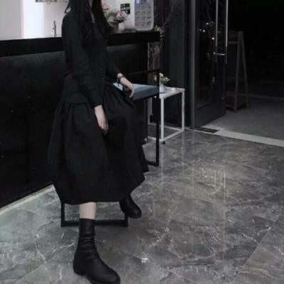 女生头像腿部真实