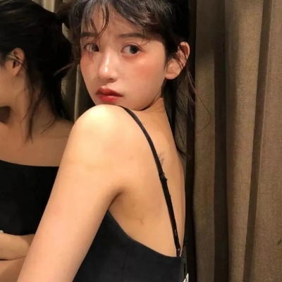 2025年网络流行快手女图片