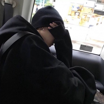 帅气单身男头伤感霸气成熟颓废图片