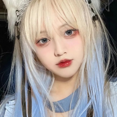 2025年网络流行快手女图片