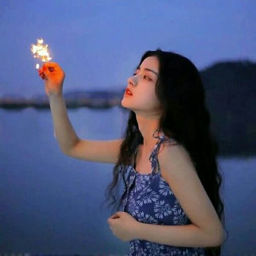 高级伤感内心孤独高清微信头像