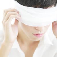 蒙眼头像男真人伤感高清图片