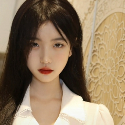2025流行气质头像女生高清图片