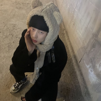 高级感男头真人高冷高清图片