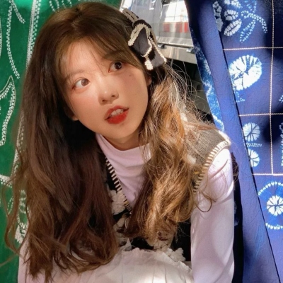 温柔心动优质高级女头图片