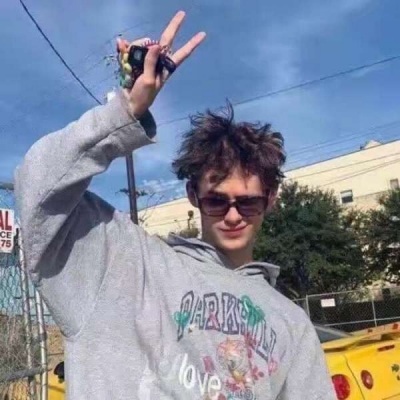 男生精致头像欧美高清帅气图片