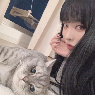 女生头像真人好看惊鸿一瞥图片