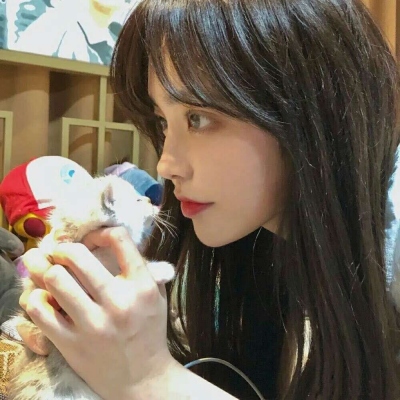 女生2025年个性的微信头像图片