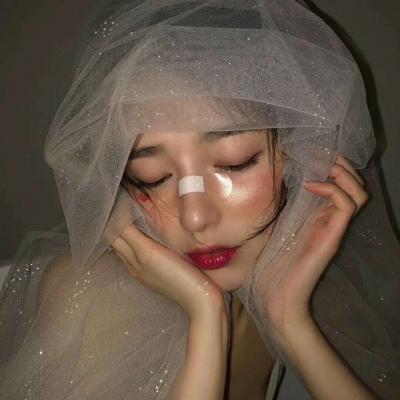 微信头像女单人婚纱照片