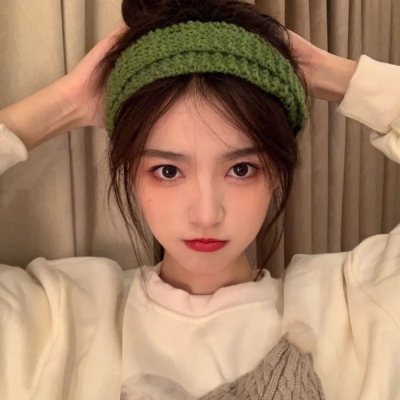 2025QQ头像美女照片