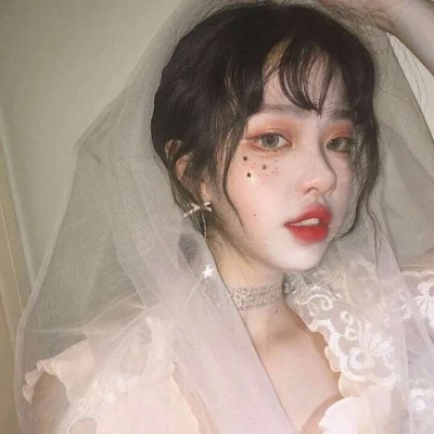真人头像女高颜值穿婚纱高清丧系图片