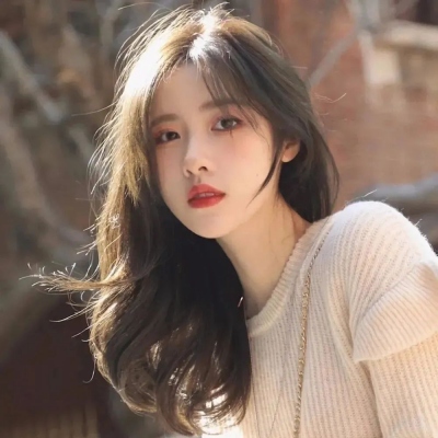 2025QQ头像美女照片