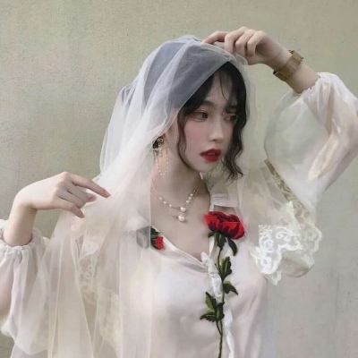 微信头像女单人婚纱照片