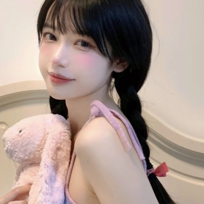 2025好看的头像图片高清女生