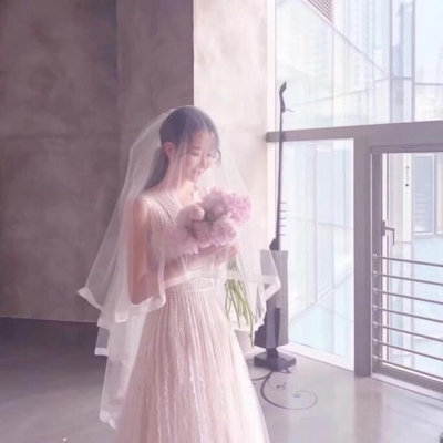 仙气飘飘的头像婚纱女
