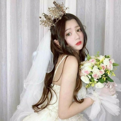 仙气飘飘的头像婚纱女