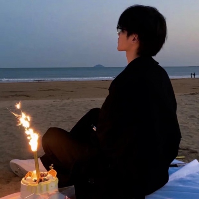 单人男头真人不露脸高清图片