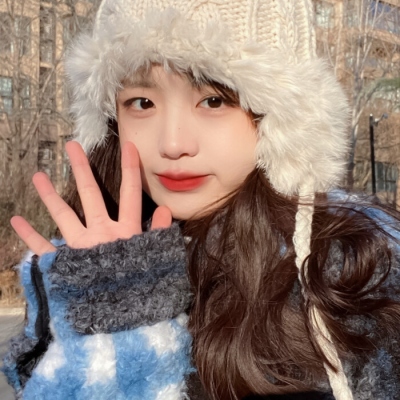 看起来很哇塞的女生头像图片