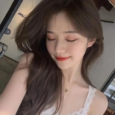 2025QQ头像美女照片