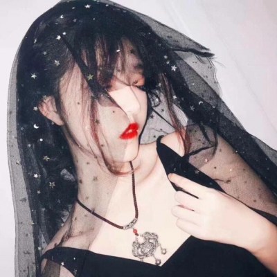 仙气飘飘的头像婚纱女