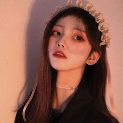 2025QQ头像美女照片