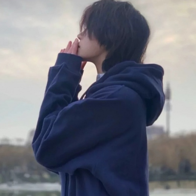 单人男头真人不露脸高清图片
