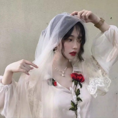 女生微信头像文艺唯美婚纱高清图片