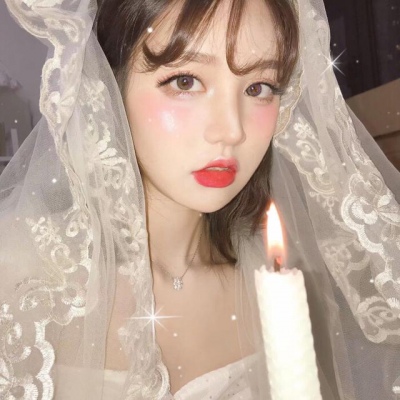 仙气飘飘的头像婚纱女