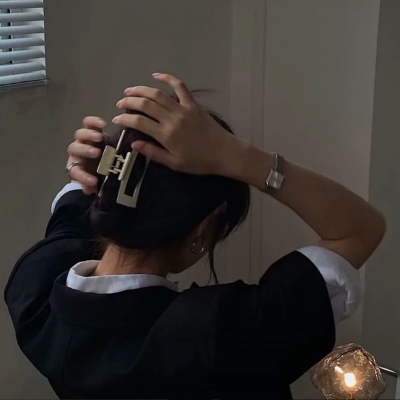 微信真人小众女生照片头像
