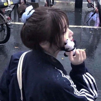 2025温柔可爱微信头像女生真人图片