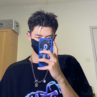 高级酷帅的男生头像
