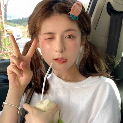超美照片女生头像