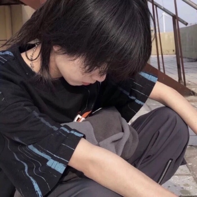 很酷很帅气的真人男生头像图片