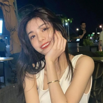 2025最热头像图片女生照片