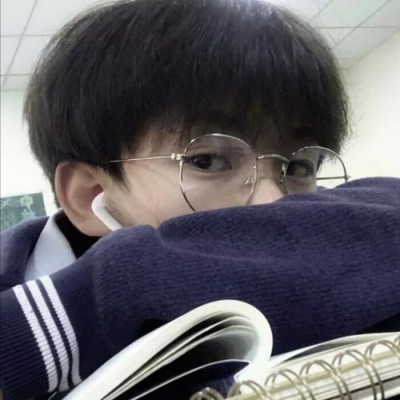 真人超酷男生超丧头像图片
