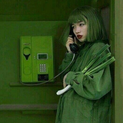 真人好看头像女绿色系图片