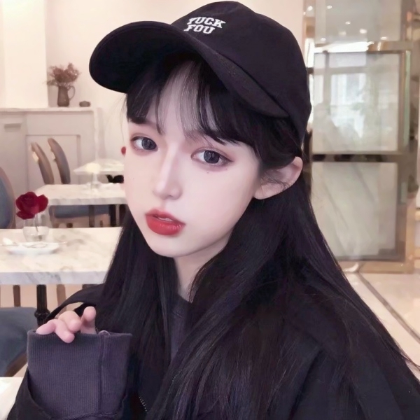 女生酷酷的头像戴帽子高清图片