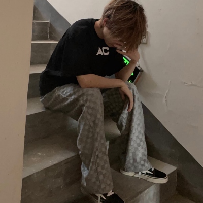 真人头像看不出来是网图的20岁