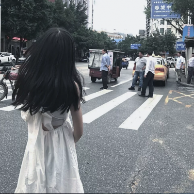 微信高清潮流个性真人女头图片