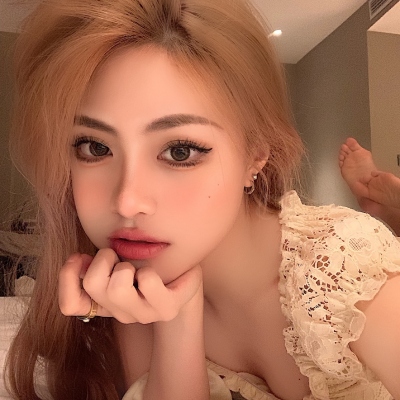 2025最潮最火精选御姐女生头像图片
