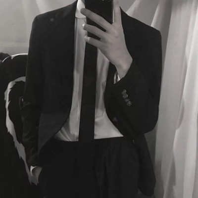 2025年男人成熟稳重微信头像图片