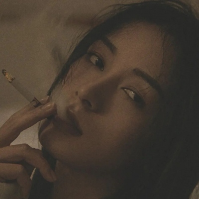 氛围感复古女生头像