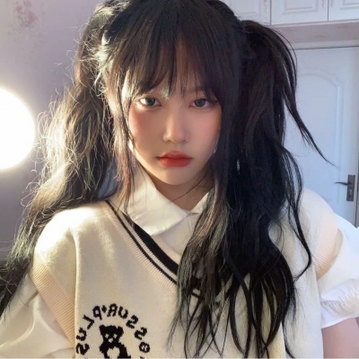 2025年最火的QQ女生头像图片