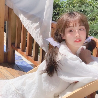 小清新温柔女生头像